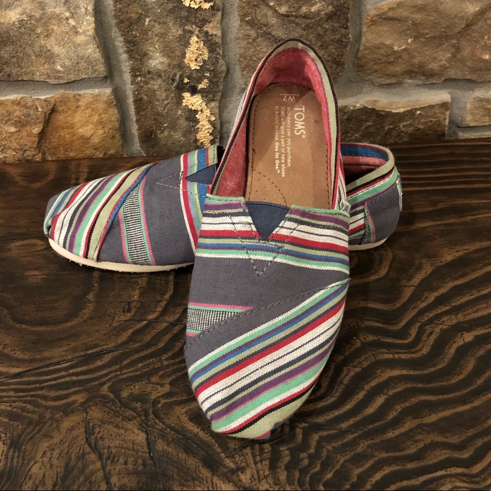 🖤TOMS🖤